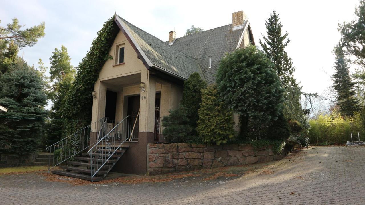 Ferienhaus Mit Pool Zum Traeumen Und Entspannen Fuer Alle Sinne 바트 슈미데베르크 외부 사진